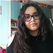 ex studentessa di lingue impartisce lezioni di inglese e tutoraggio. dalle scuole medie fino agli adulti